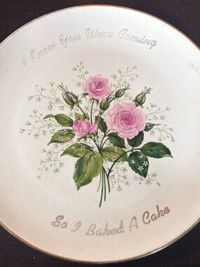 Vtg Cardinal China Co 22K USA "I knew you were coming, so I baked a cake" Plate